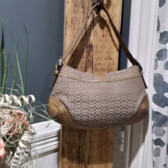 VINTAGE COACH MEDIUM SOHO SIGNATURE BAG - Picture 2 of 10